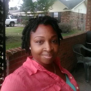 Meet your Posher, Rondalyn